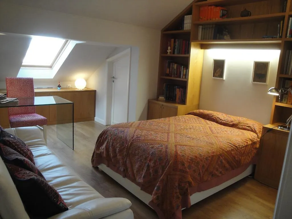 Charming Penthouse With Private Terrace Appartement Lissabon