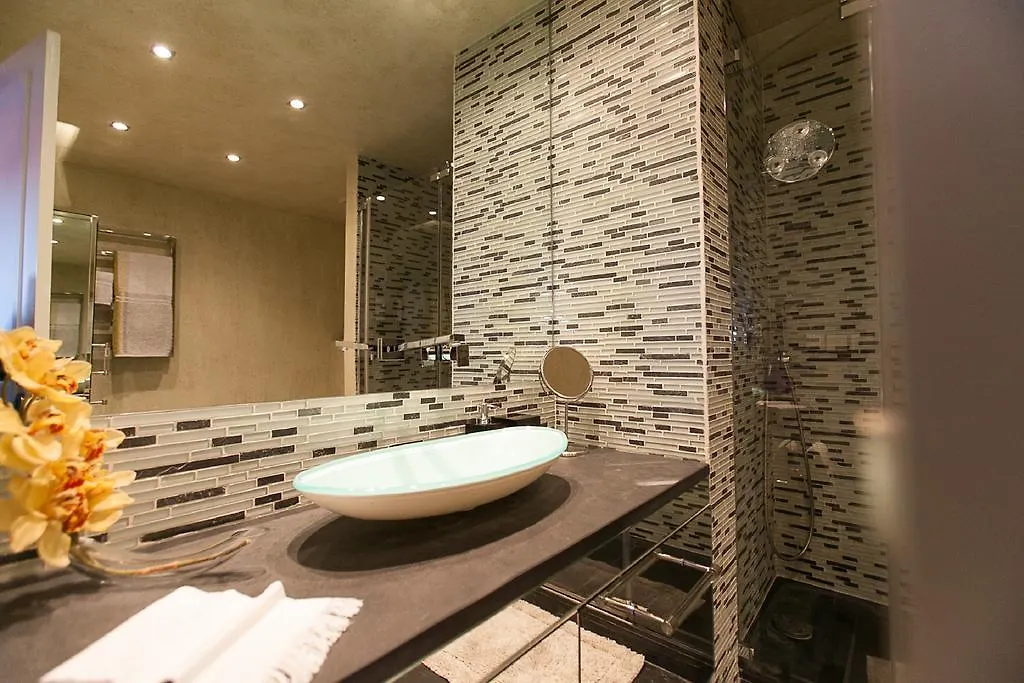 Charming Penthouse With Private Terrace Apartment Lisbon